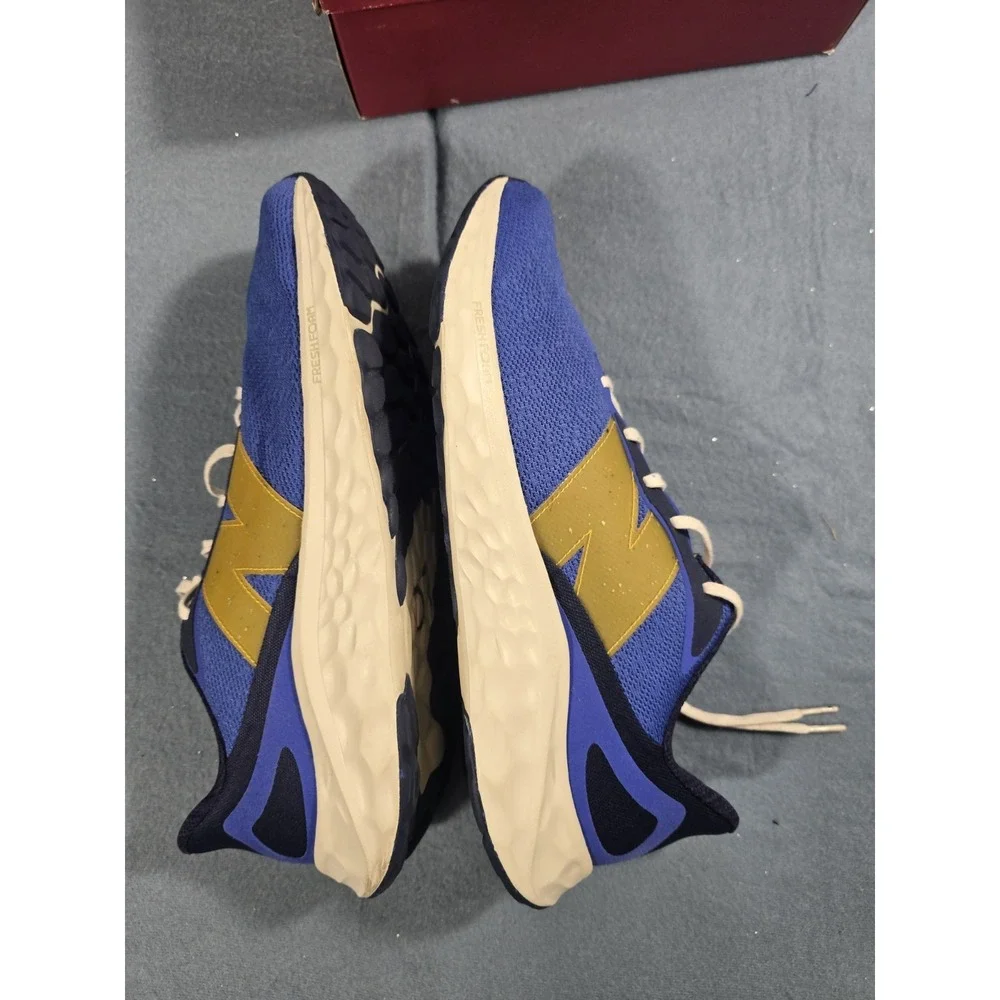 New Balance Arishi v4 Fresh Foam Wide Width Size 14 Marine Blue Hot Marigold